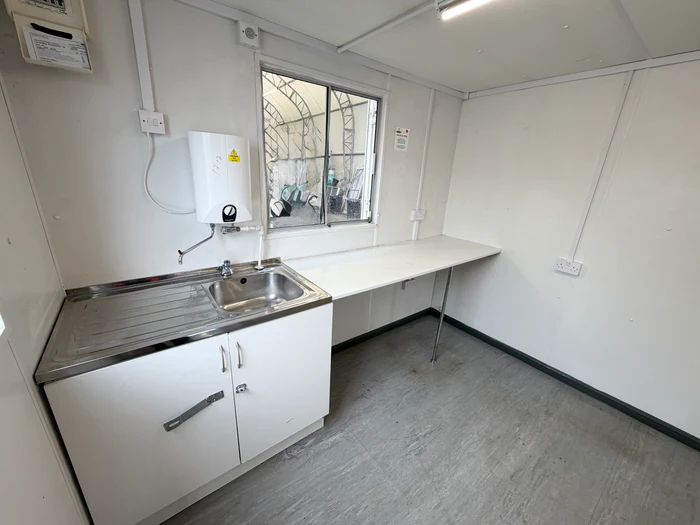 32x10ft | Canteen / Office | Portable Anti-Vandal Unit - Image 6