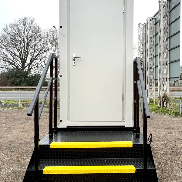 New Single Toilet Unit & New Single Stepped Waste Tank Bundle - Image 5